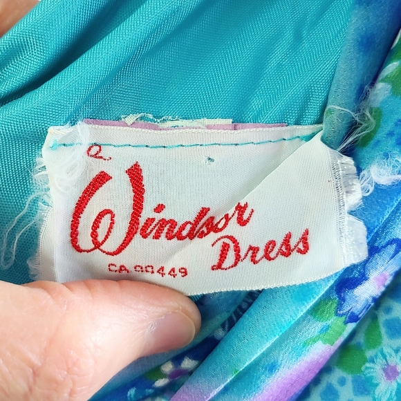 ✨Posh Editor's Pick✨ Vintage 1960s dress - Picture 5 of 7